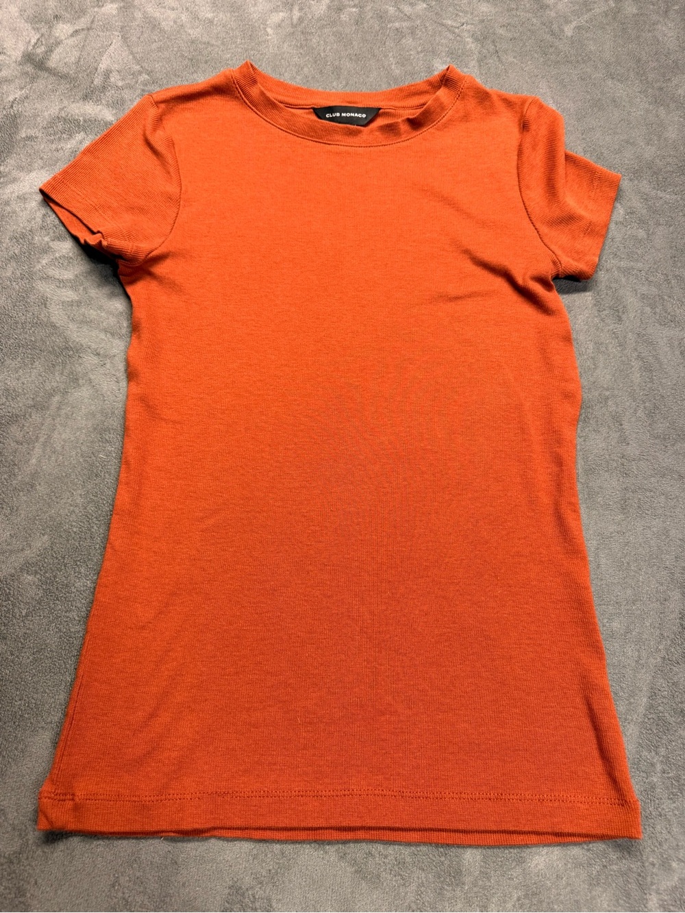 Club Monaco Women's Ribbed Short Sleeve Crewneck Tee in Rust